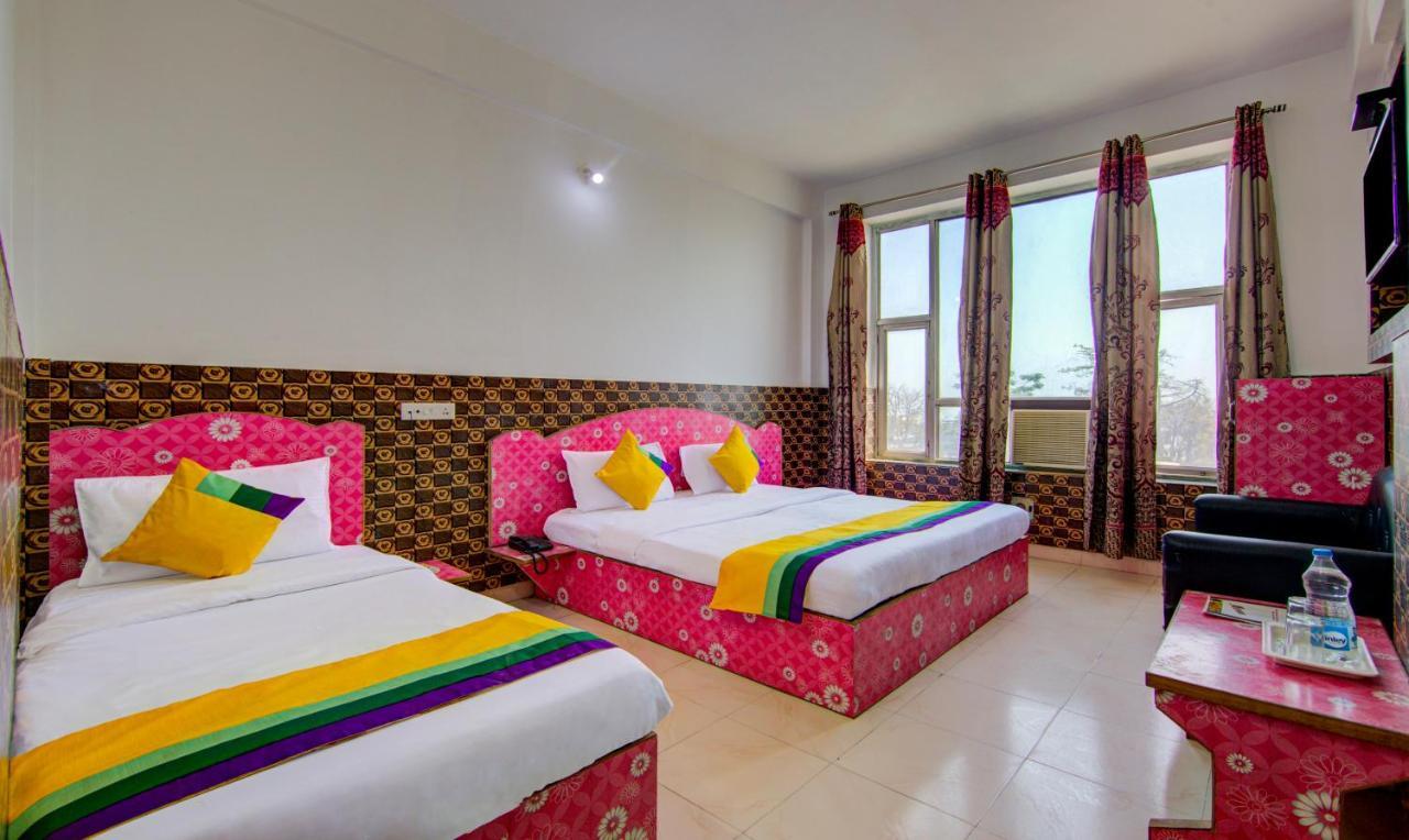 Itsy Hotels Satya Shree Katra  Dış mekan fotoğraf